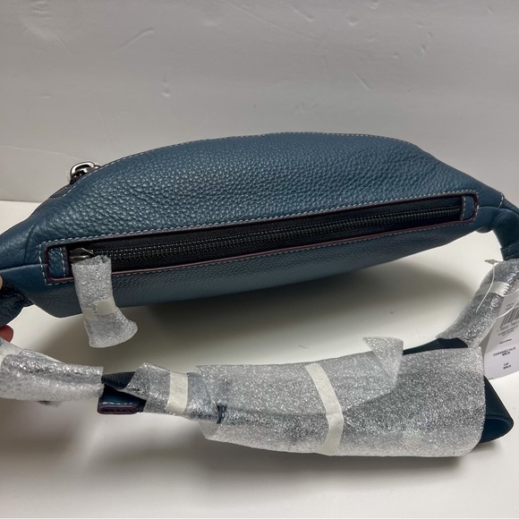 Coach X Peanuts Warren Belt Bag With Snoopy Motif - Picture 5 of 7